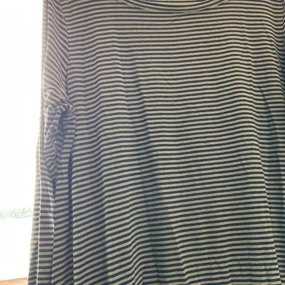 Cutloose assymetrical striped tunic in size medium - Picture 4 of 5